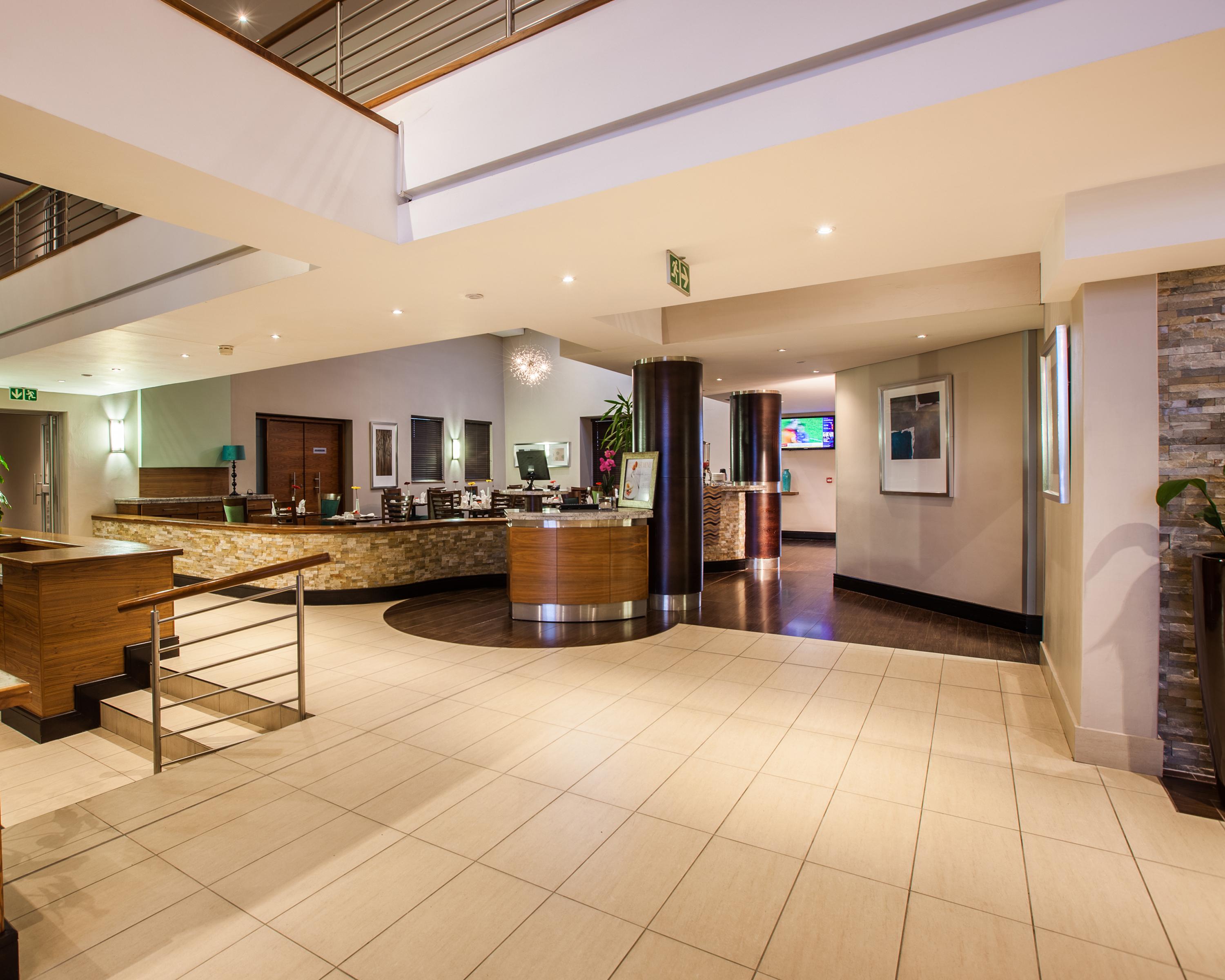 Town Lodge Gaborone Bagian luar foto